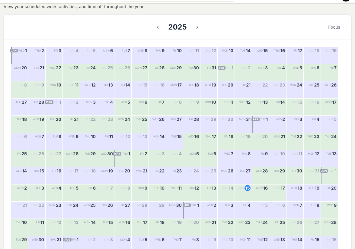 My Schedule i arbeidsområdet som viser hele året som en kalender, med på- og av-dager fra personens rotasjon og dagens dato markert.